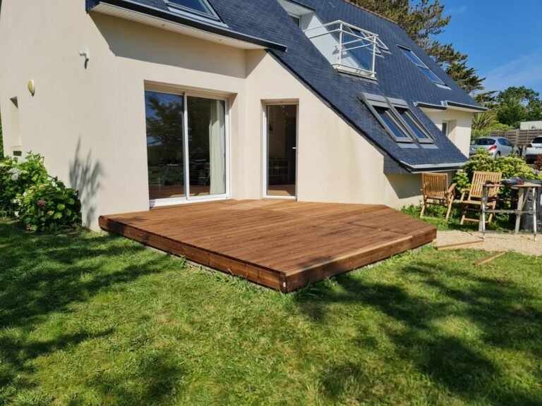 Montage de terrasse en bois réalisation Abord-age